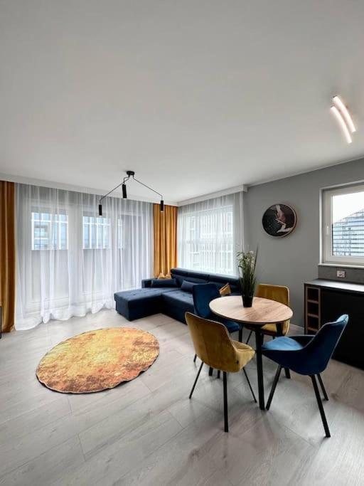 New Apart - Next To Sky Tower Apartamento Wrocław Exterior foto